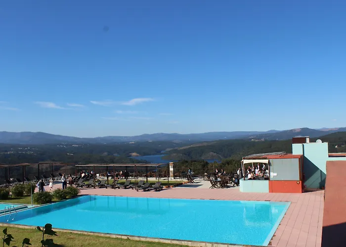 Da Montanha Hotel 4*